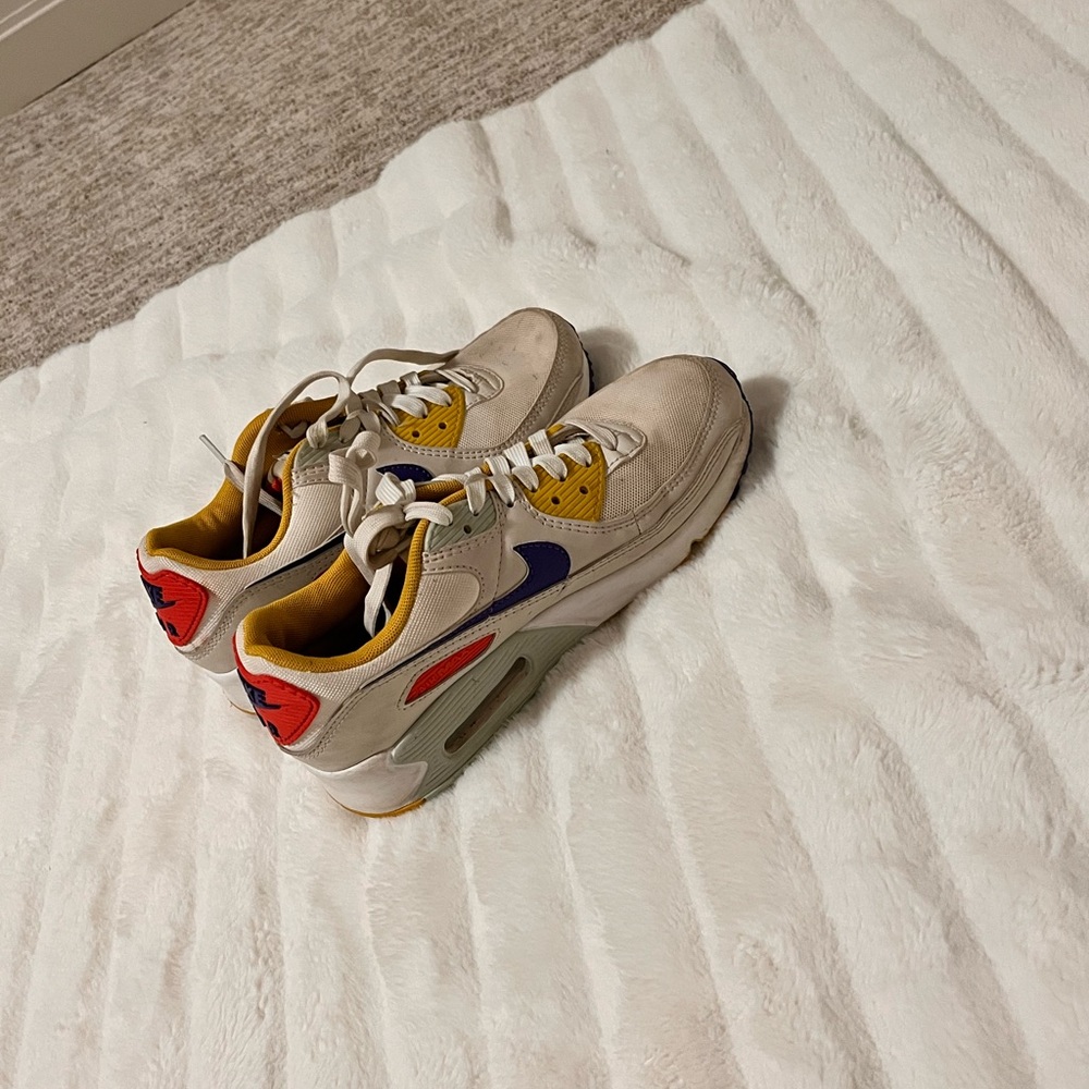 Nike air max’s 6.5 in womens